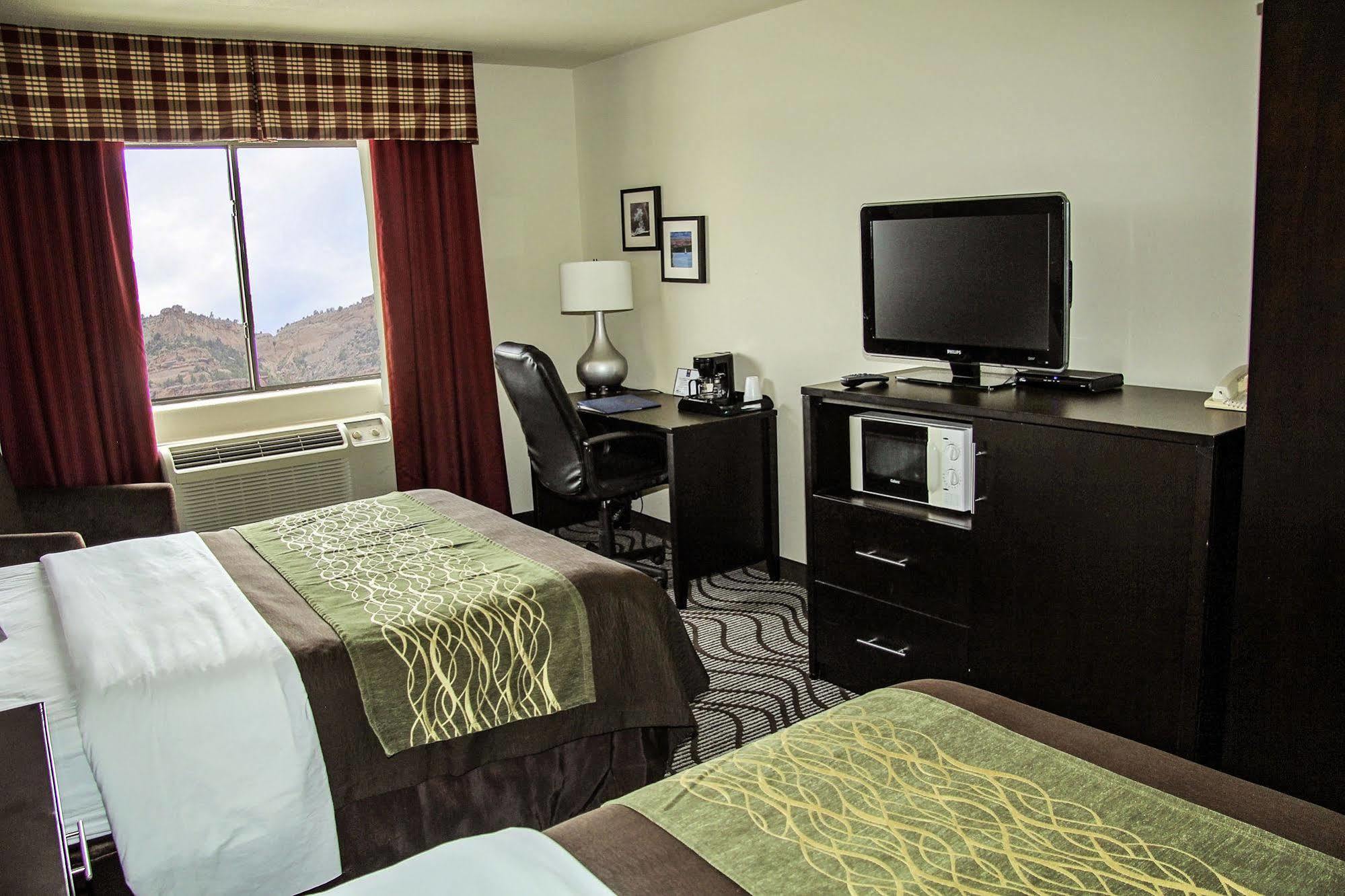 Comfort Inn & Suites Fruita Esterno foto